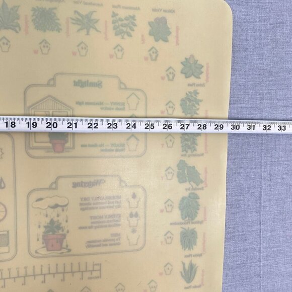 Vintage Tupperware Plant Care Sheet Plastic Mat 1977 Indoor Gardening Guide Mat - Picture 8 of 11